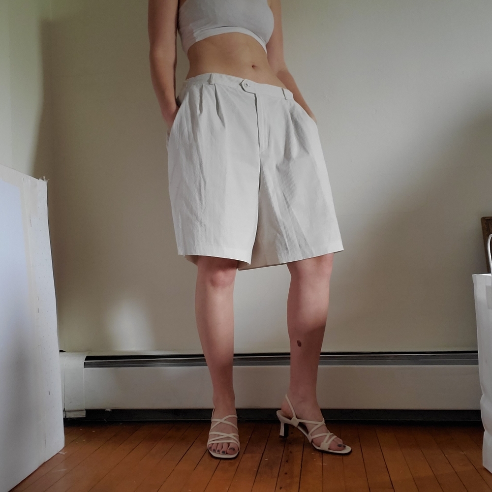 Vintage AMAZING seer sucker pleated golf shorts